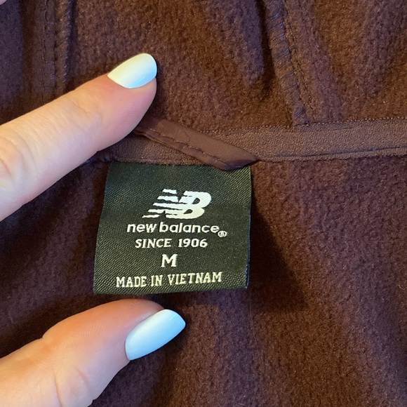 NWOT new balance zip up - Picture 6 of 6